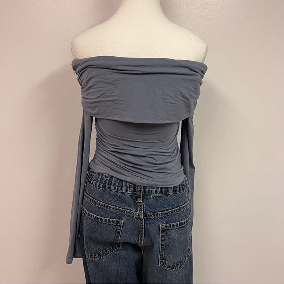 NWOT Edikted Gathered Off the Shoulder Blue Top - Picture 5 of 6